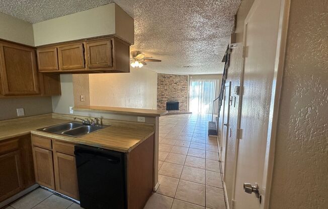 Spacious 2 story town home with fenced yard!