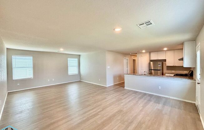 Beautiful 3 bed/2 bath 1,375 sqft home with appliances included! Conveniently located off Southton Rd., Highway 37 S., and easy access to amenities, schools, and major thoroughfares!