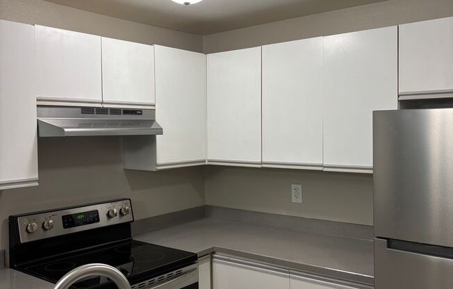1 bed, 1 bath, 715 sqft, $1,845, Unit 416