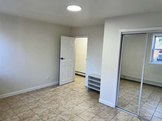 3 beds, 1 bath, $2,800, Unit 1