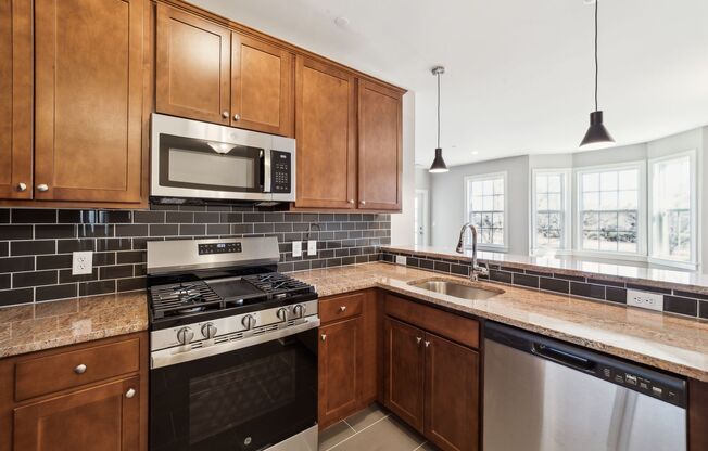 2 beds, 2 baths, 1,161 sqft, $2,540, Unit 2919