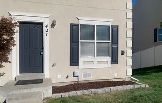 3 beds, 2.5 baths, $1,975