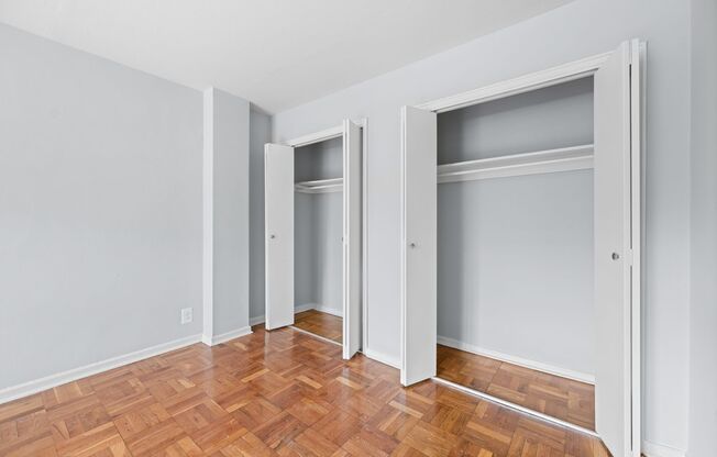 2 beds, 1 bath, 930 sqft, $1,625, Unit 415
