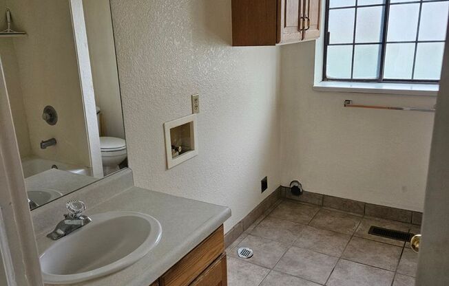 New Price  drop - 1295!