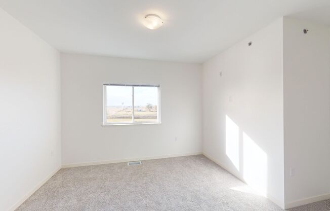 2 beds, 2 baths, 1,151 sqft, $1,505, Unit 7950-2319