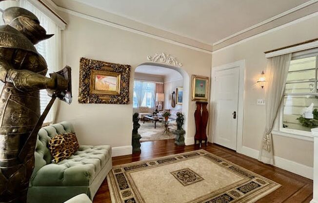 Discover Timeless Charm: Your Nob Hill Gem Awaits! 3BR/1 BA