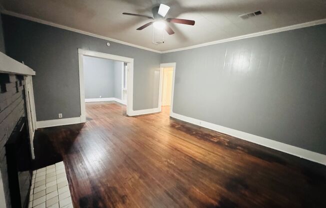 3648 Evangeline Street (2 Bed/1 Bath)