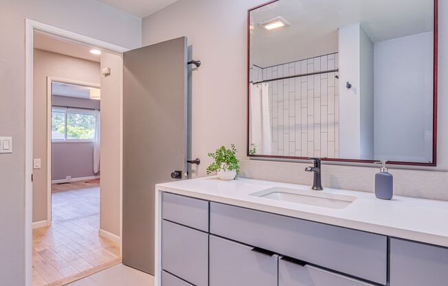 Spectacular Remodeled 3Bed/3Bath Mid Century Home
