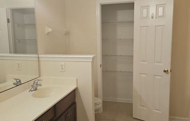 2 beds, 2 baths, $2,900