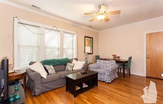1516 W WAVELAND
