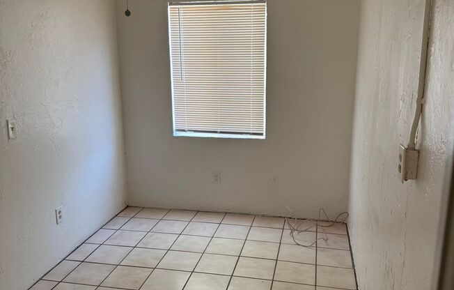 1431 E Benson Highway-Stagecoach