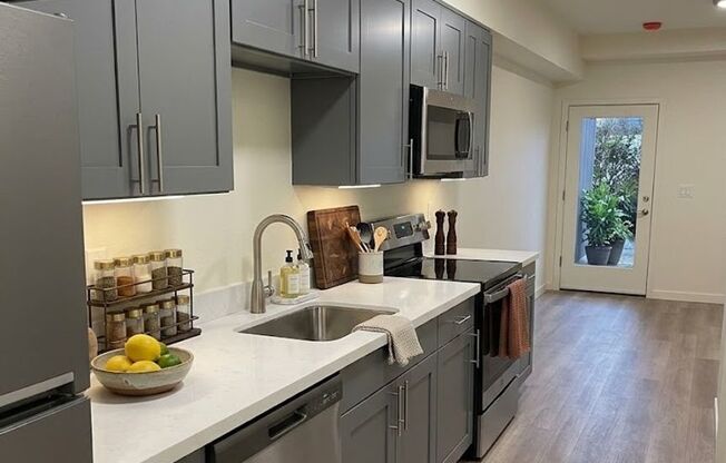 1 bed, 1 bath, 426 sqft, $1,774, Unit 3