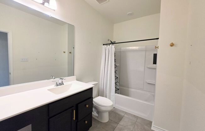 250 W FLOWING RIV DR