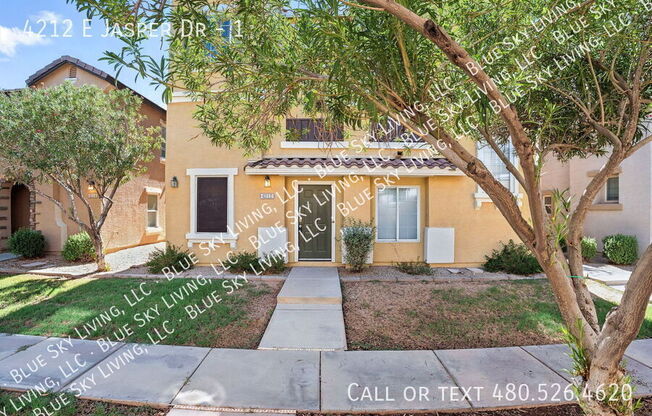 4212 E JASPER DR