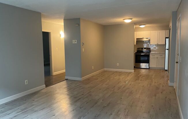 2 beds, 1 bath, 864 sqft, $2,750, Unit 260-39