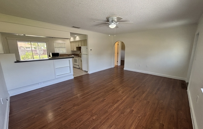1156 SALINA AVE
