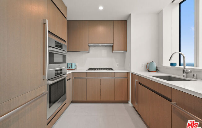 2 beds, 2 baths, 1,290 sqft, $6,000, Unit 2608