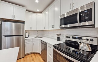 1 bed, 1 bath, 575 sqft, $2,700, Unit 1