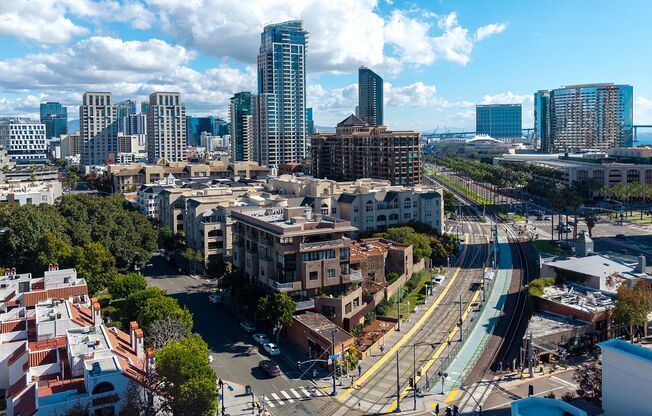 Sophisticated Urban Living in the Heart of San Diego’s Marina District