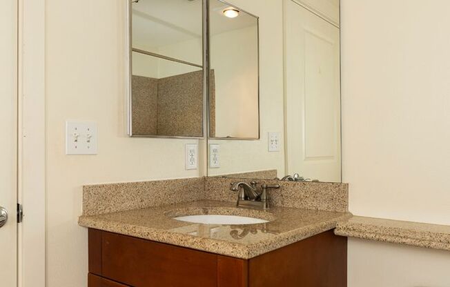 2 beds, 2 baths, 856 sqft, $3,395, Unit #501