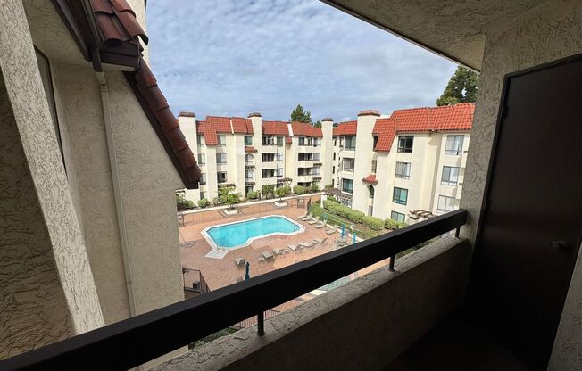 Mission Valley 1BR/1BA – 50% Off First Month + Parking + Private Outdoor Space
