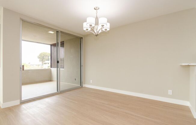 3 beds, 3 baths, 1,780 sqft, $5,600, Unit 102