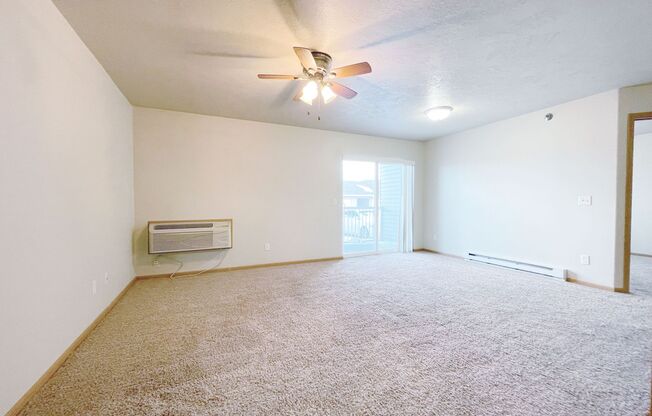 2 beds, 2 baths, 1,092 sqft, $1,195, Unit 1325-205