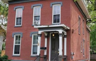 437 WALNUT ST
