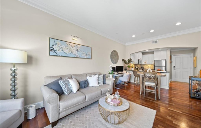 2277 PEACHTREE RD NE