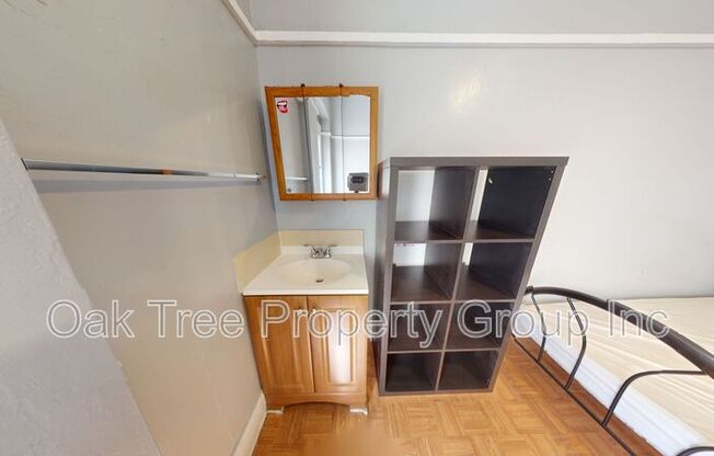 Studio, 1 bath, 146 sqft, $1,050