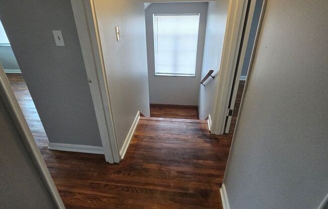 110-112 N TERRACE AVE