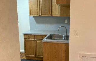 1 bed, 1 bath, 700 sqft, $850, Unit Apt 5