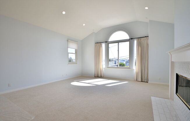 3 Bedroom Home in Coveted "Golden Hills"