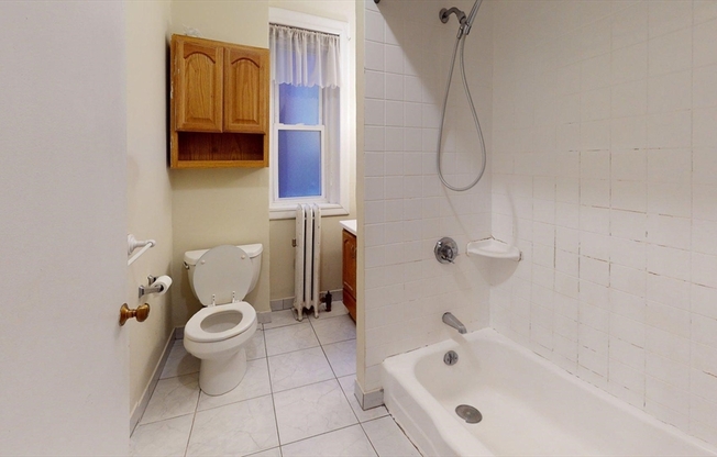 17 Green St Apt B2