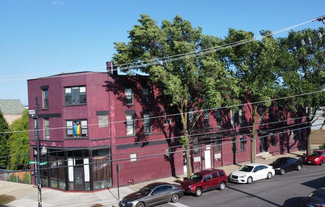 2065 Coulter St &amp; 2409-11 S Hoyne Ave