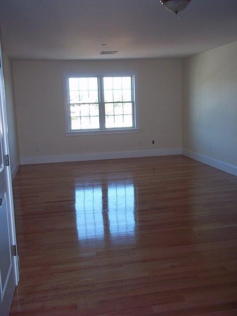 32 Locust St.