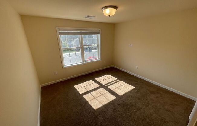 2 beds, 1 bath, 1,027 sqft, $1,625, Unit Apt 3212