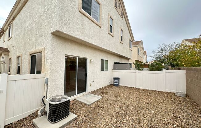 2 beds, 2.5 baths, $1,595, Unit UNIT 102