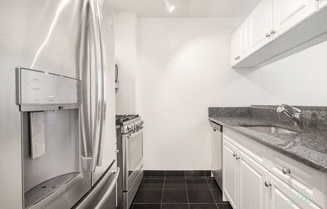 1 bed, 1 bath, $5,750, Unit 733