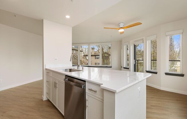 2 beds, 2 baths, 886 sqft, $3,545, Unit 401