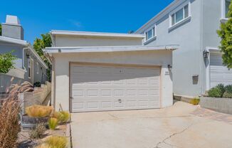 Manhattan Beach 2bd/1ba One Story Single level SF Attached Garage Private backyard for rent