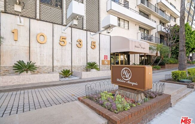 2 beds, 2 baths, 1,071 sqft, $4,100, Unit 801