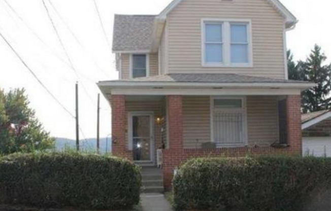 2 BR, 1 1/2 Bath, 2-Story Home for Rent - East McKeesport