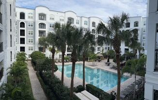 Downtown stunner! one bed one bath in the Grande downtown available end of June