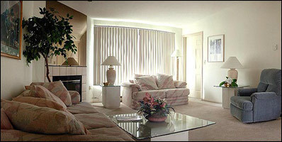 1 bed, 1 bath, 660 sqft, $1,050, Unit 299