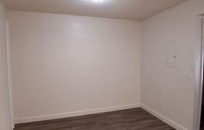 4841 E. Lane Ave.