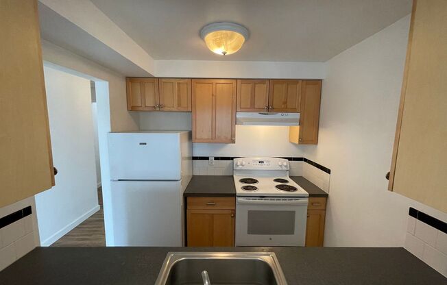 1 bed, 1 bath, 630 sqft, $1,565, Unit 103