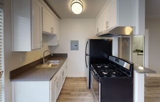 1 bed, 1 bath, 600 sqft, $2,325, Unit 17