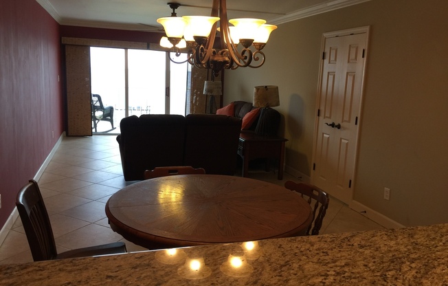 2 beds, 2 baths, $2,195, Unit Parking spot 6