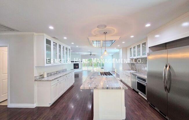 7939 QUILL DR